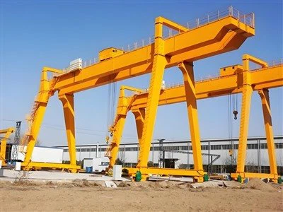 کینٹیلیور گینٹری کرین